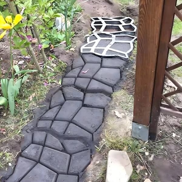DIY-Paver™ | Reusable Garden Path Template! - UpLivings